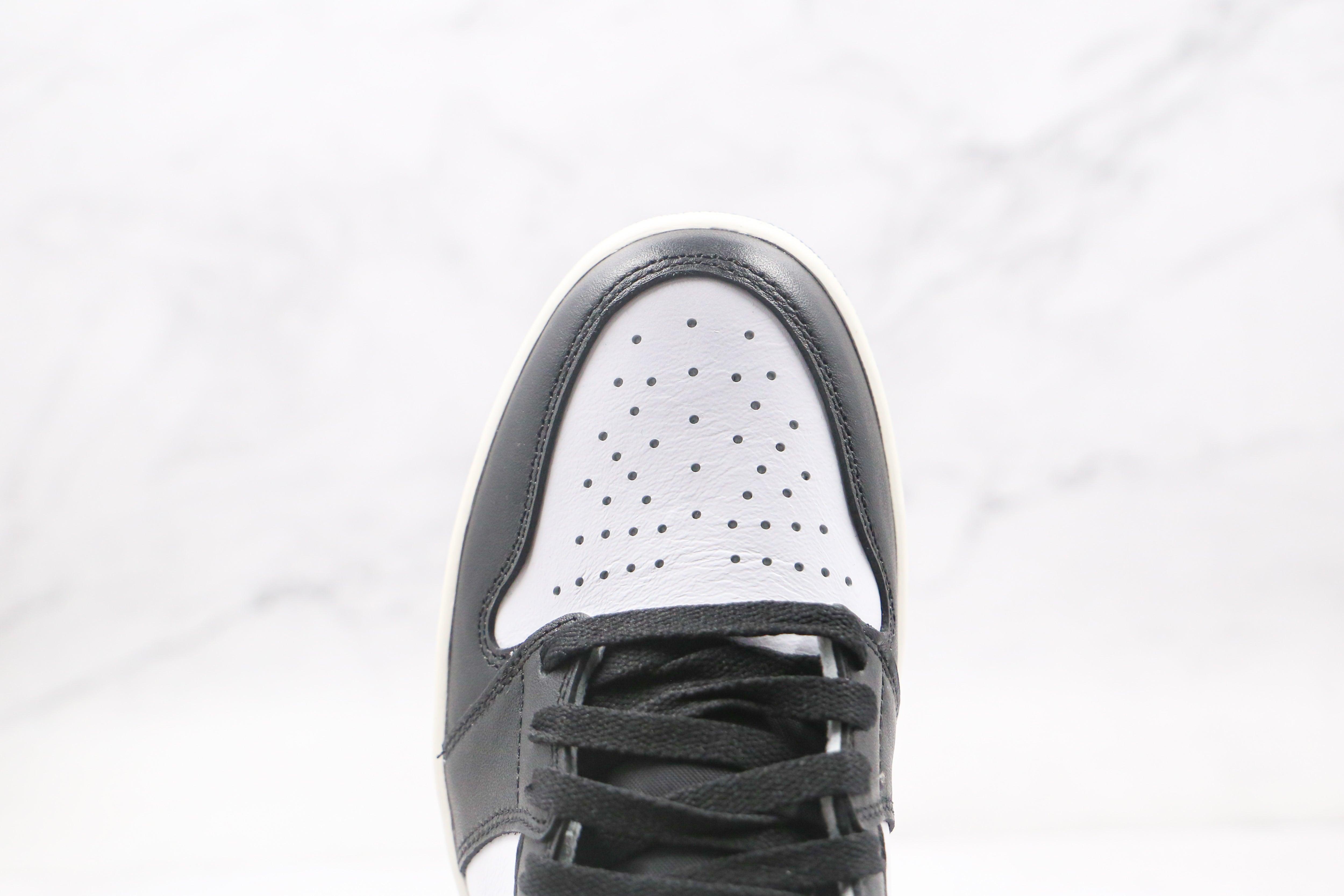 Custom BLUE BLACK Jordan 1 High Q ( Customs And Box ), Jordan 1 Sneakers Active sneakeronline