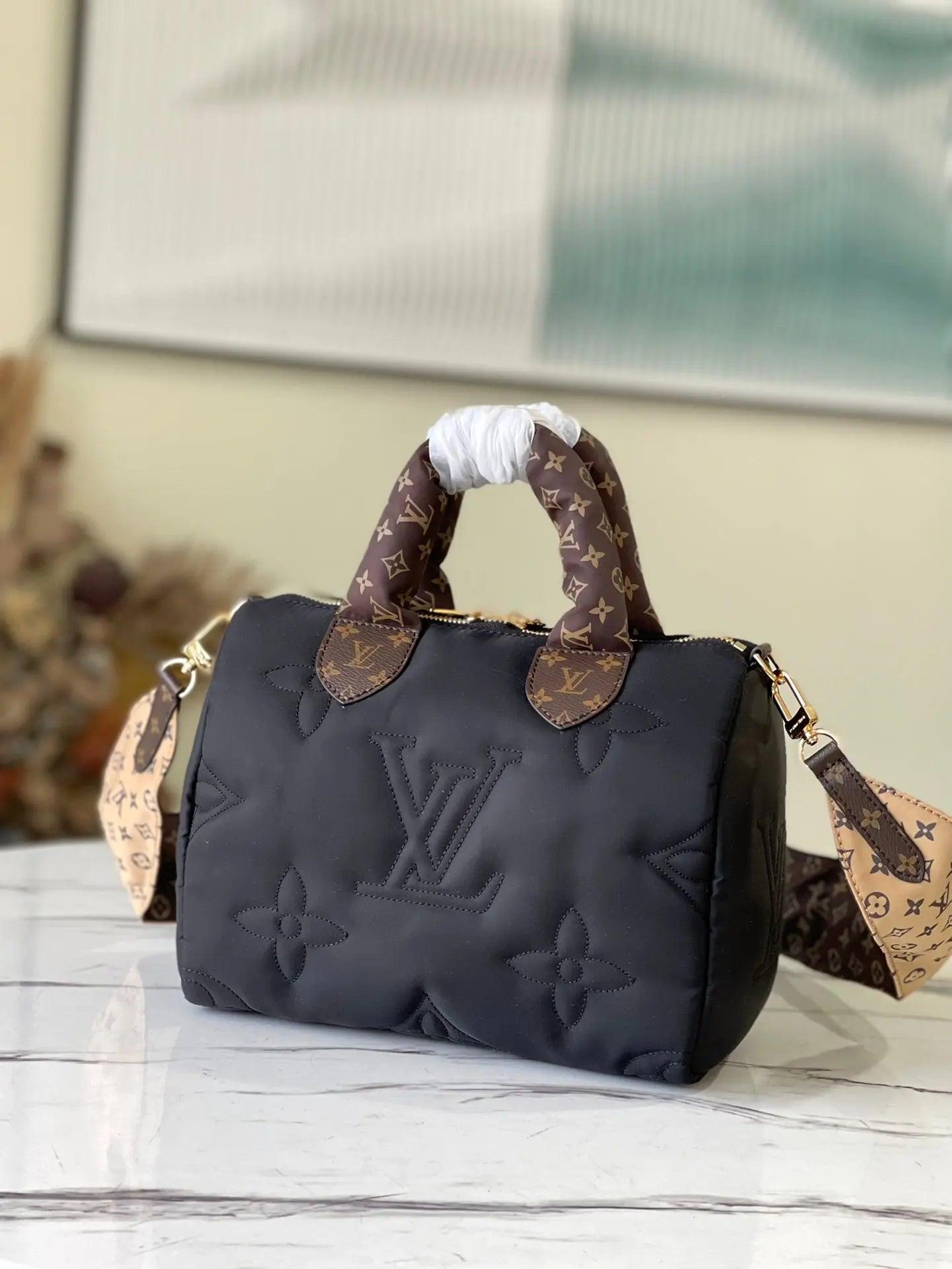New Fashion Women's Bags LUV MONOGRAM SPEEDY A021 sneakerhypes
